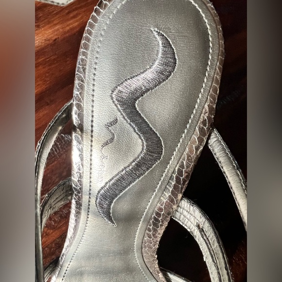 Nina Sanchia True Silver Reflective Surdette Heels Glitter Gems Women’s Size 7.5 - Picture 5 of 10